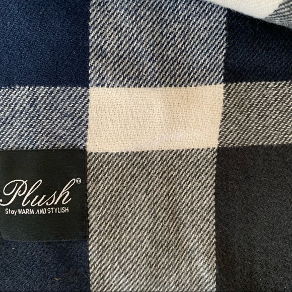 Plush Buffalo Plaid Fringed Scarf, Blue Off White - Picture 3 of 3